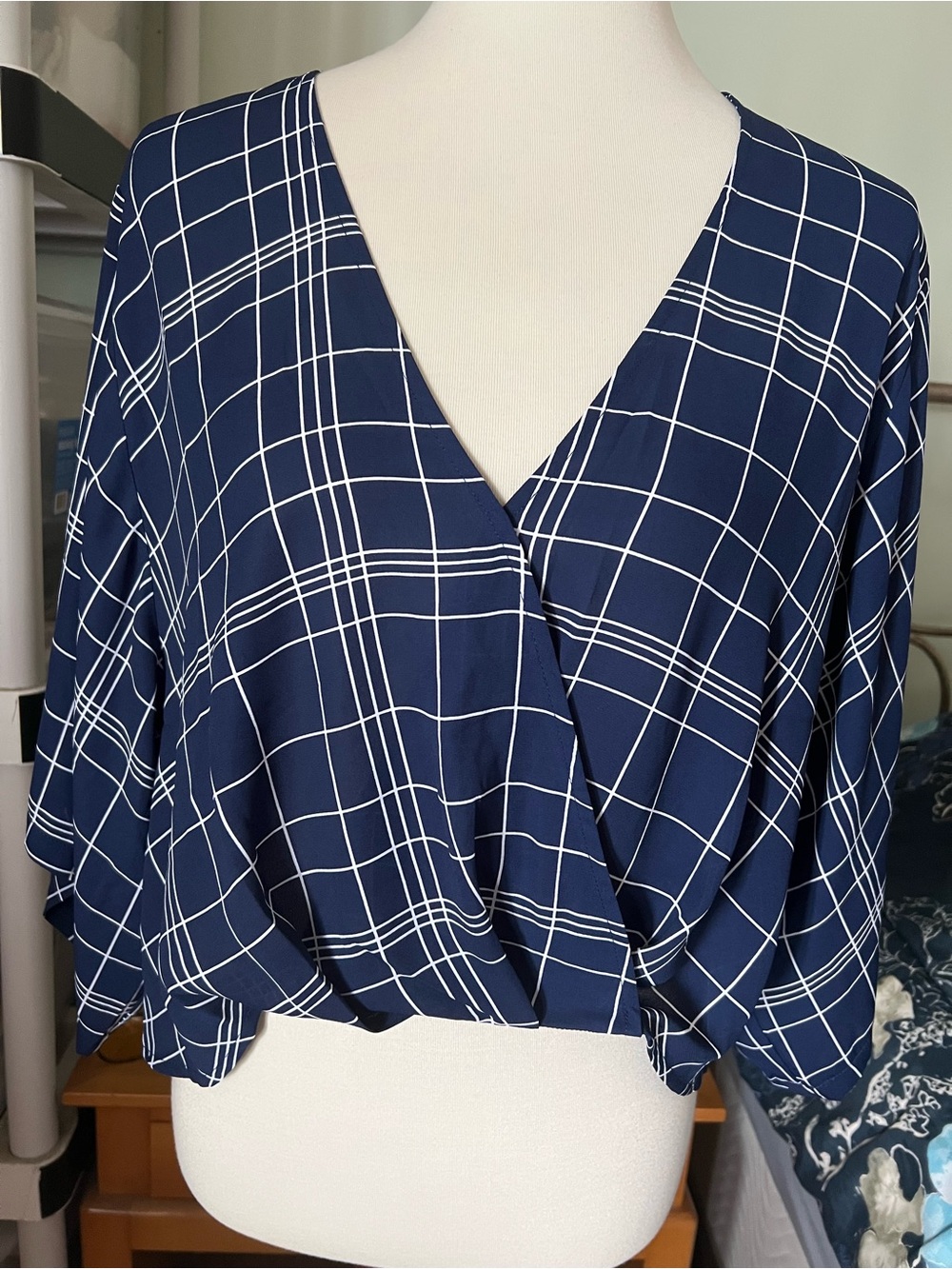 & Harmony Women’s Large Navy Windowpane Faux Wrap Crop Blouse